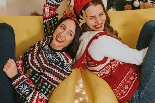 Heartwarming Christmas Friendship Stories